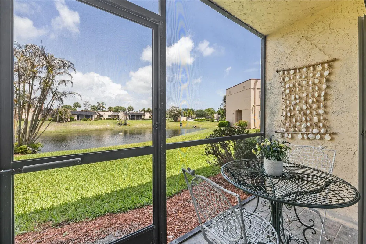 20-col in-19 at 2069 NE Collins Circle 7-50, Jensen Beach