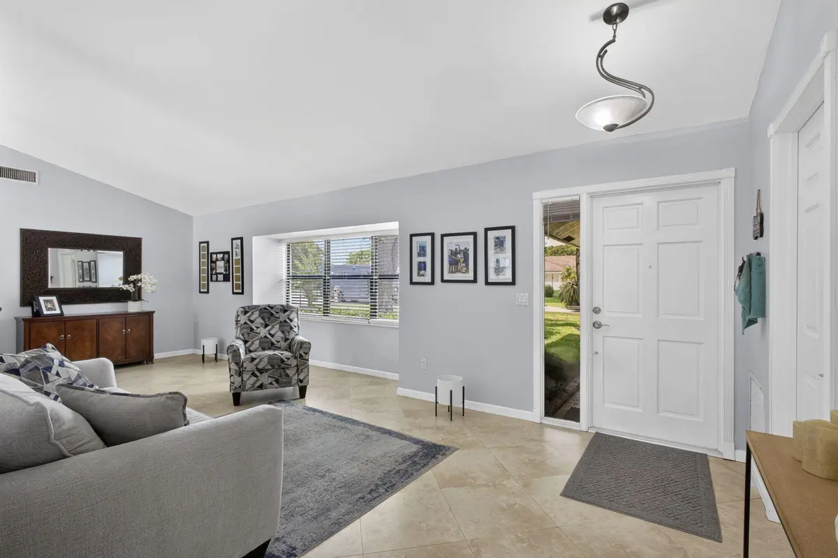 11-web-or-mls-BS1A8302 at 559 Azure Avenue, Wellington