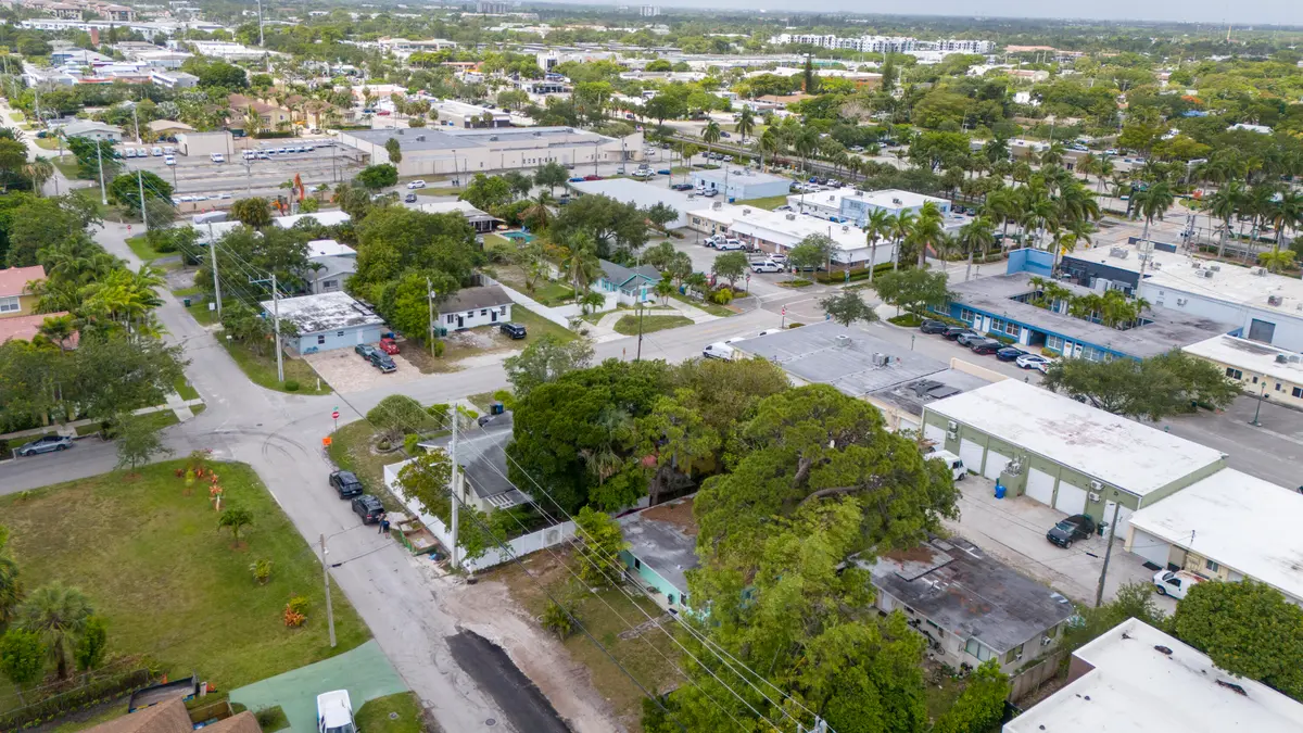 DJI_20260527111334_0003_D at 3467 NE 13th Avenue A+B, Oakland Park