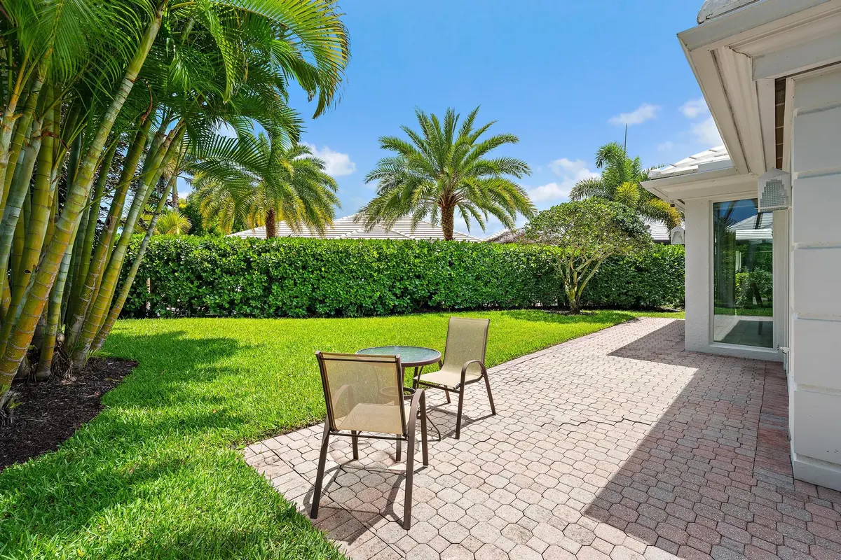 Rear at 4501 Captains Way, Jupiter