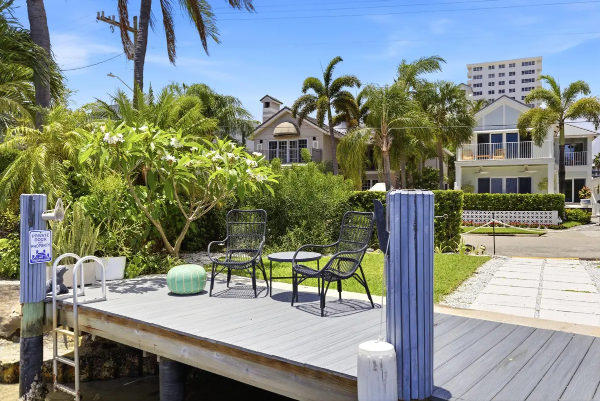new-00048 at 325 Poinciana Drive, Fort Lauderdale