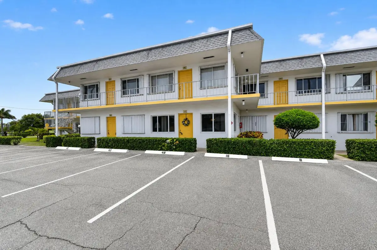front of bldg at 3240 Lake Osborne Drive Apt 104, Lake Worth Beach