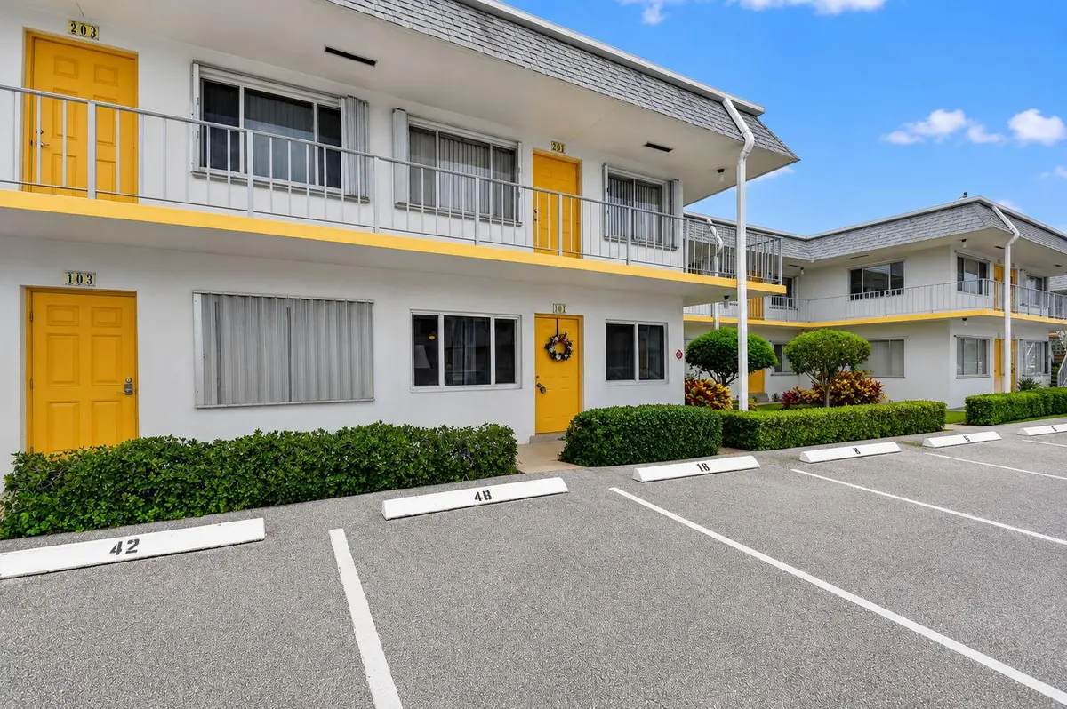 front of bldg at 3240 Lake Osborne Drive Apt 104, Lake Worth Beach