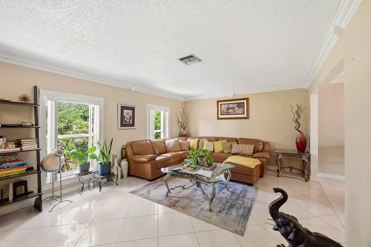 07_living room at 11748 NW 28th Street, Coral Springs