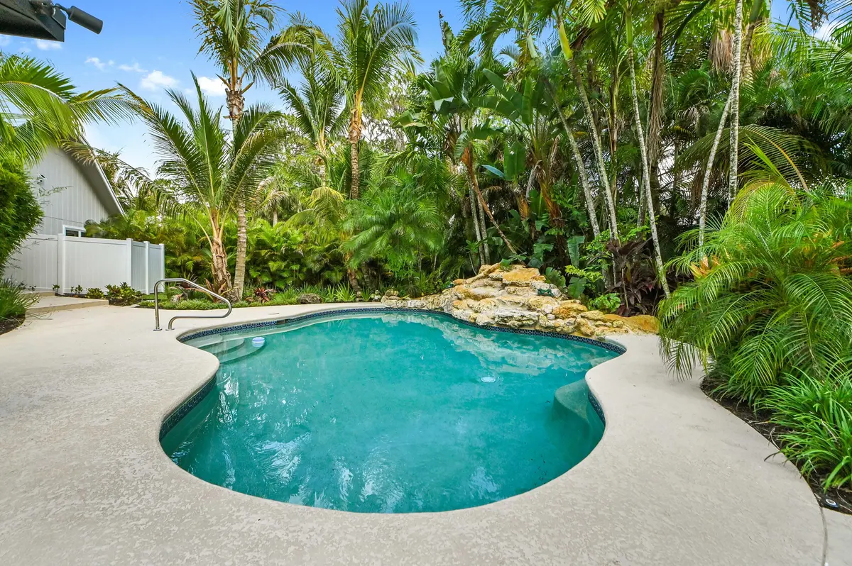 42 pool 01 at 13480 42nd Road, West Palm Beach