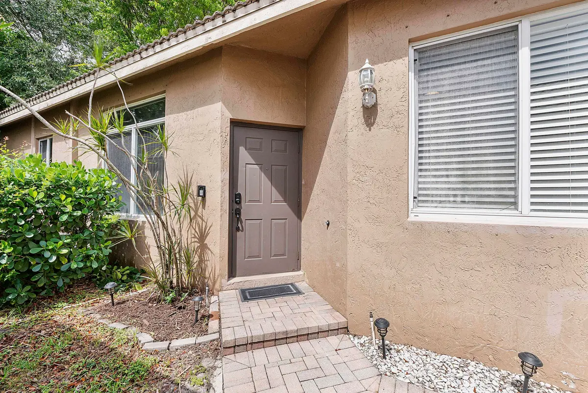 Main entry at 5024 Ibis Court, Coconut Creek