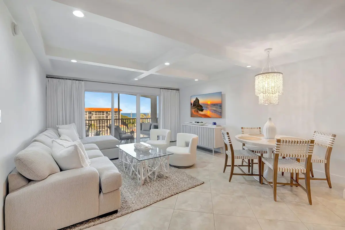 11-web-or-mls-DSC_5116 at 2871 N Ocean Boulevard D506, Boca Raton