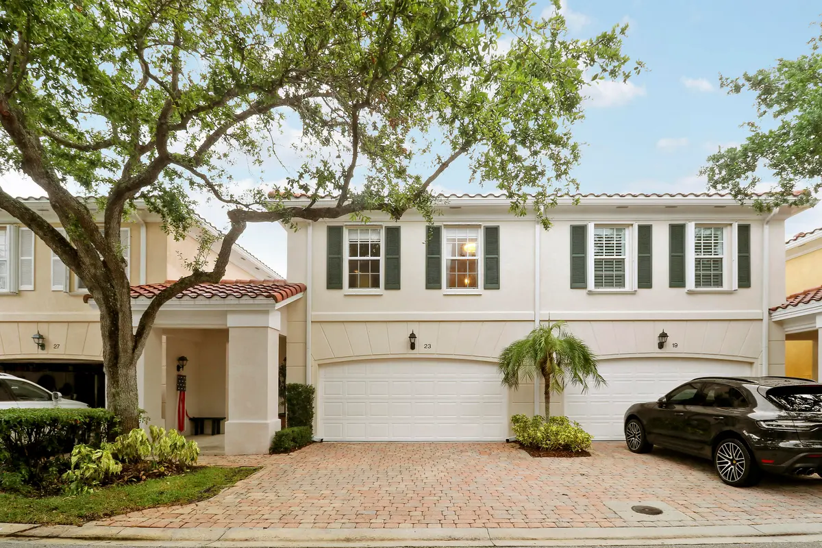Exterior at 23 Live Oak Circle, Tequesta