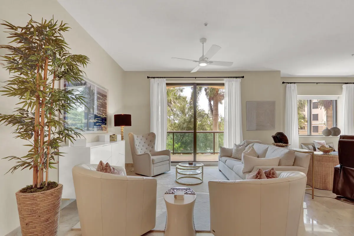 Living Space at 3610 Gardens Parkway 202a, Palm Beach Gardens