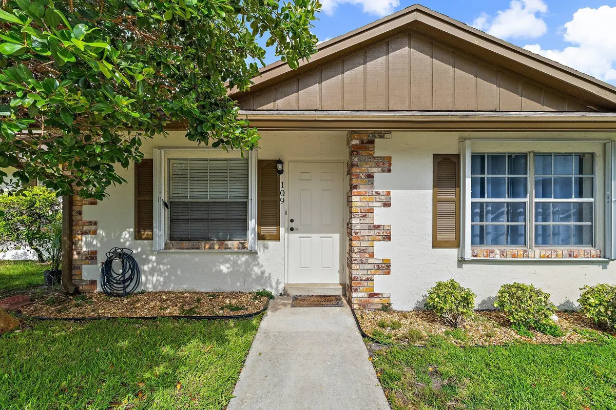 Front Exterior at 109 Doe Trail, Jupiter