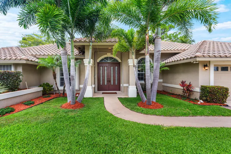 Front Entrance at 13546 Staimford Drive, Wellington