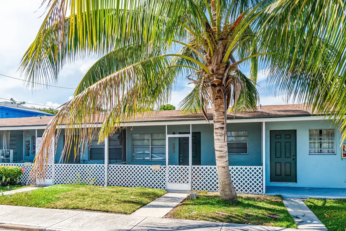 003-5049thAvenueNorth-LakeWorthBeach-FL- at 504 9th Avenue 508, Lake Worth Beach