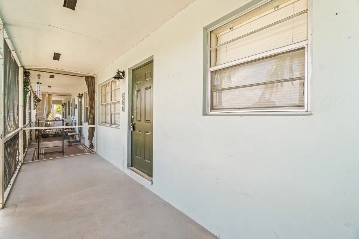 005-5049thAvenueNorth-LakeWorthBeach-FL- at 504 9th Avenue 508, Lake Worth Beach