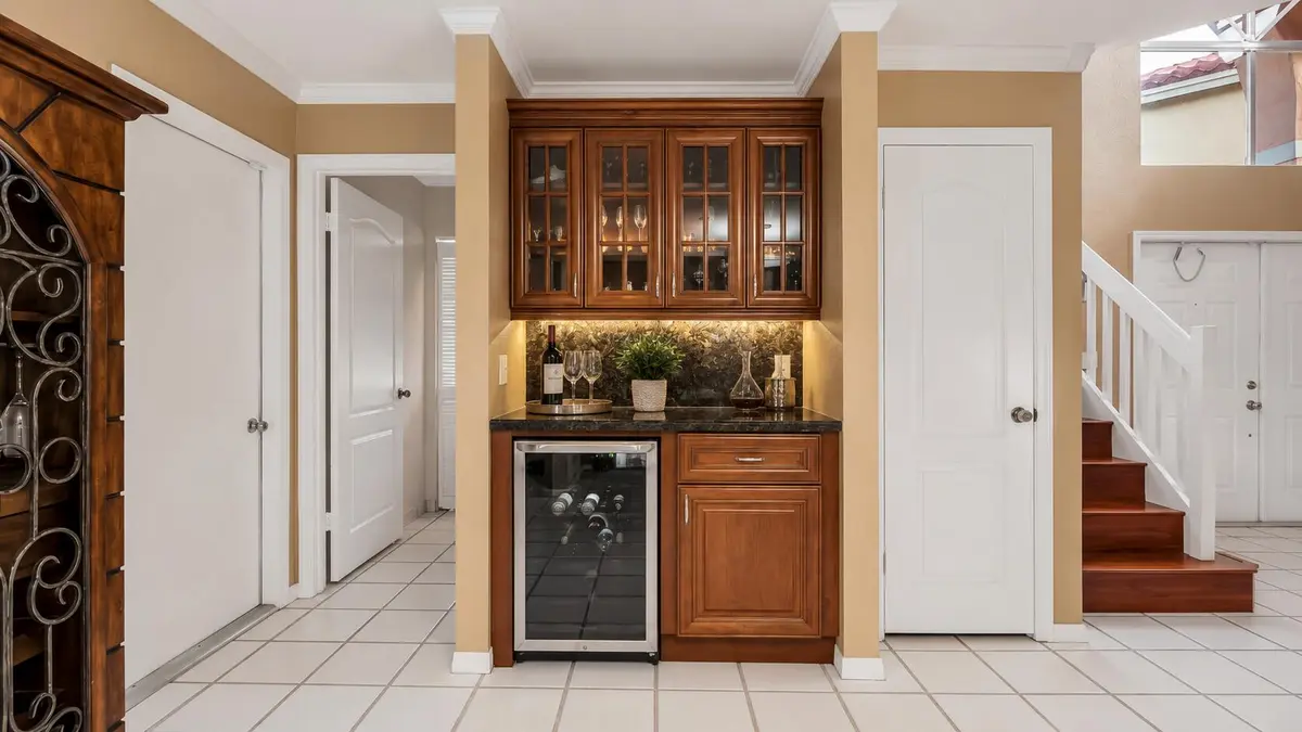 E234009A-1D01-45CB-8954-0660589C49EB at 2510 Rampart Way, Hollywood