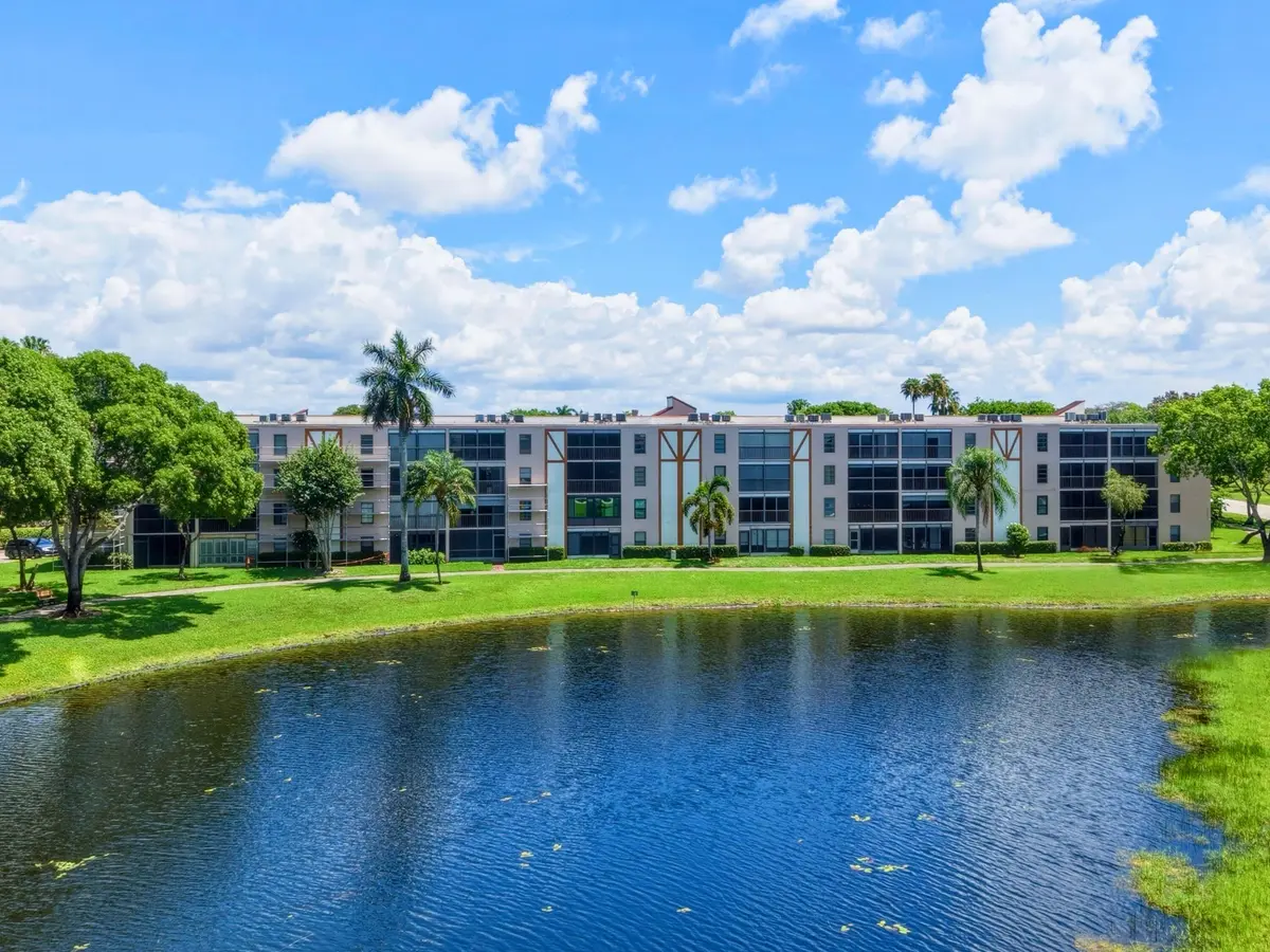 Building Rear at 7280 Amberly Lane 201, Delray Beach