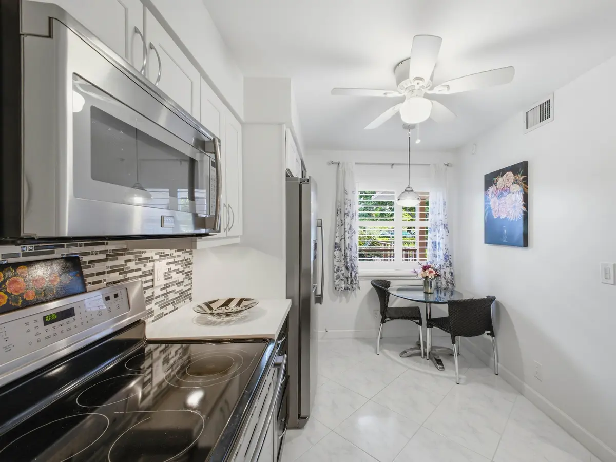 Kitchen Breakfast at 7280 Amberly Lane 201, Delray Beach
