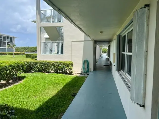 thumbnail (2) at 850 E Horizons 105, Boynton Beach