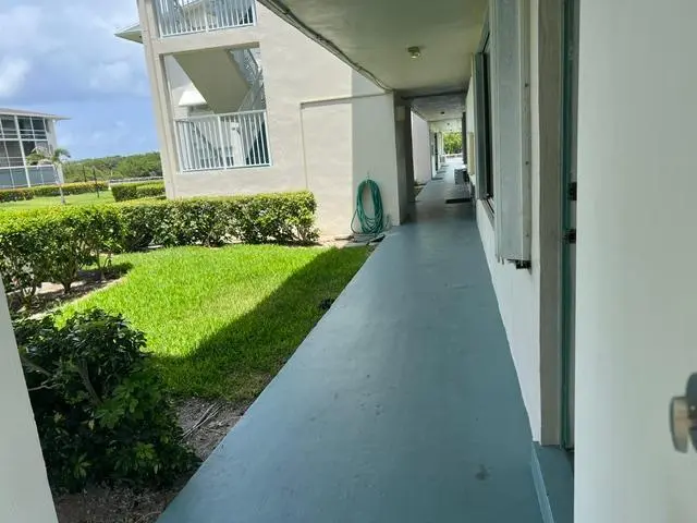 thumbnail at 850 E Horizons 105, Boynton Beach