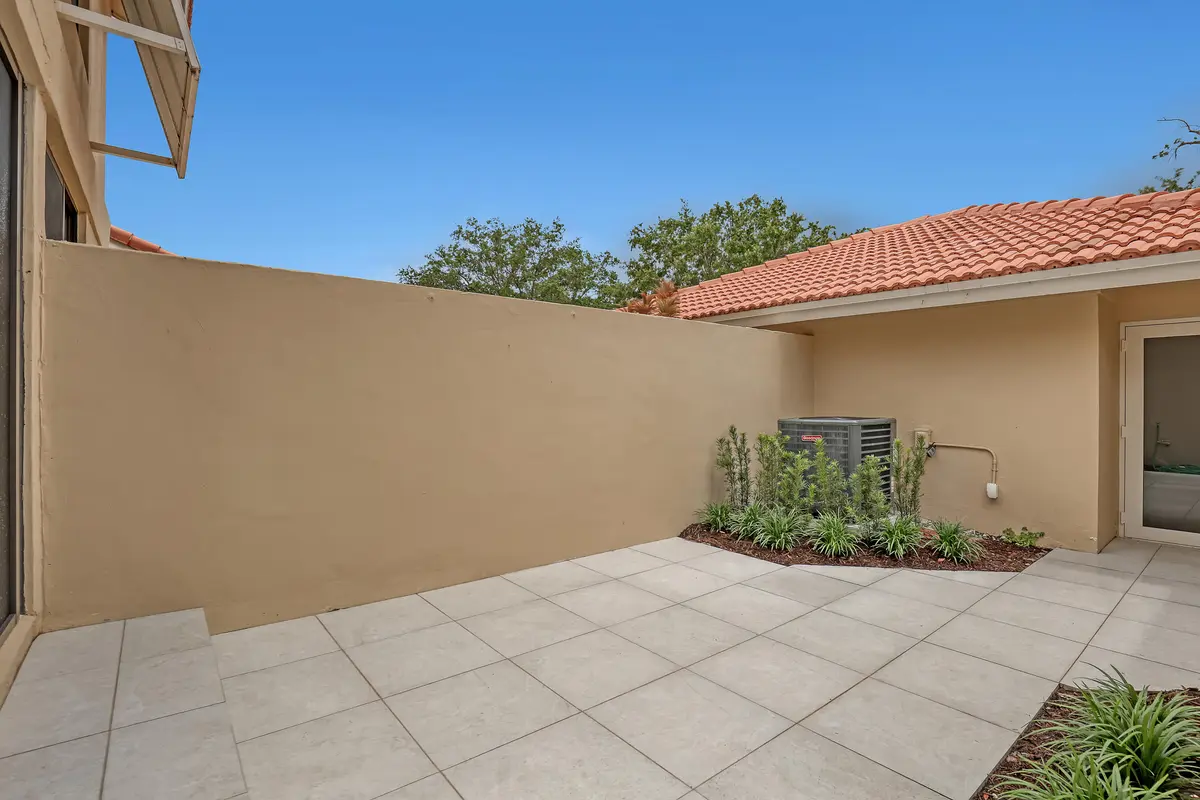 132 Old Meadow (4) at 132 Old Meadow Way, Palm Beach Gardens