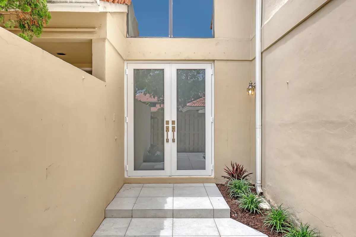 132 Old Meadow (6) at 132 Old Meadow Way, Palm Beach Gardens