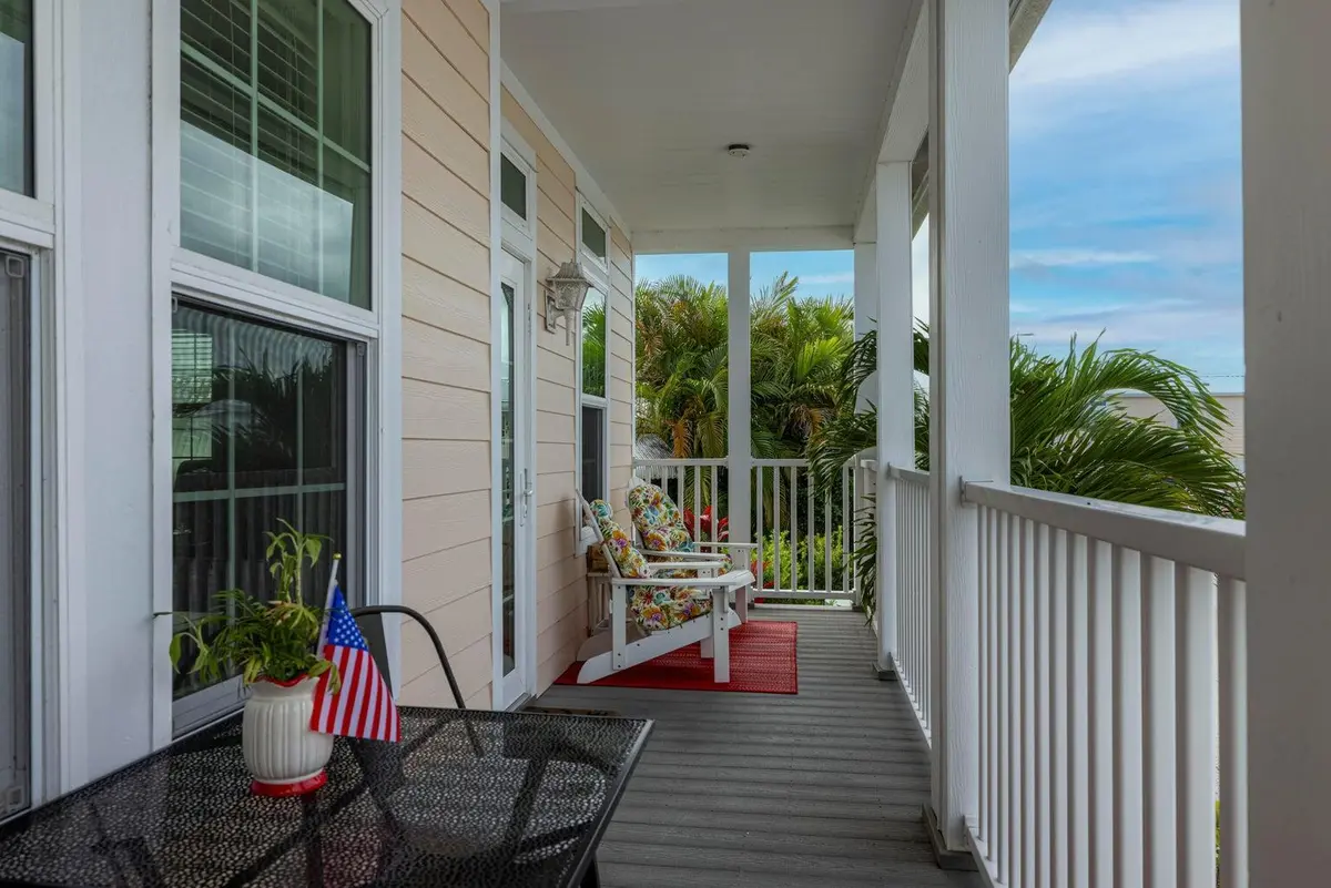 3Buoy at 151 NE Buoy Drive, Ocean Breeze