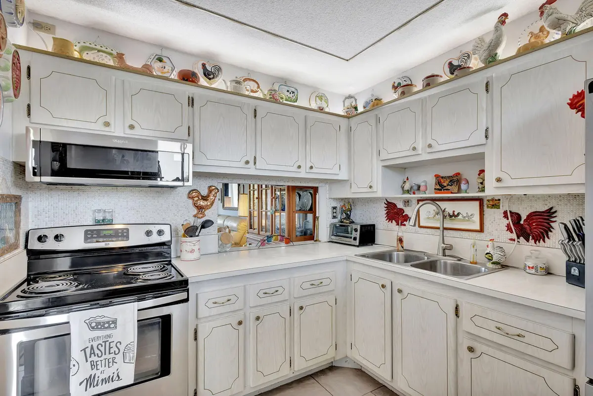 Kitchen 1 at 2812 Garden Drive 308, Lake Worth Beach