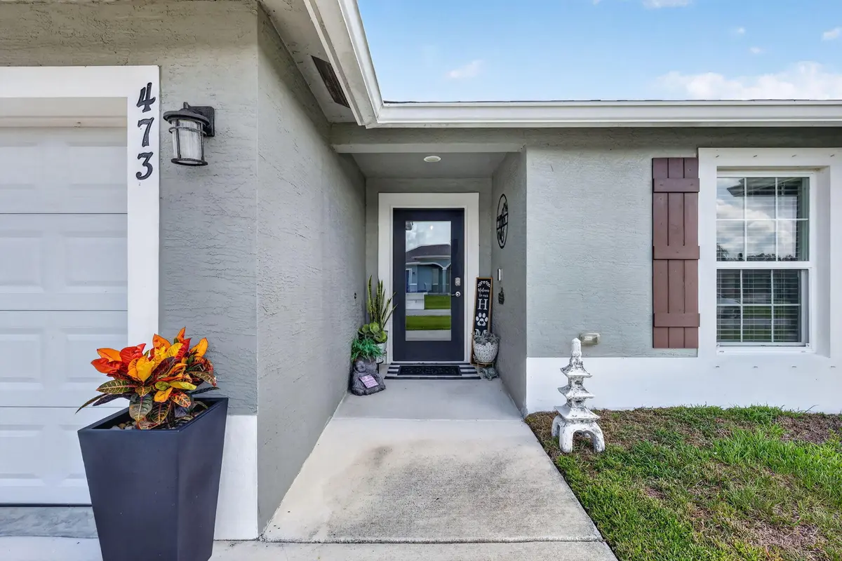 Entrance at 473 SE Streamlet Avenue, Port St. Lucie