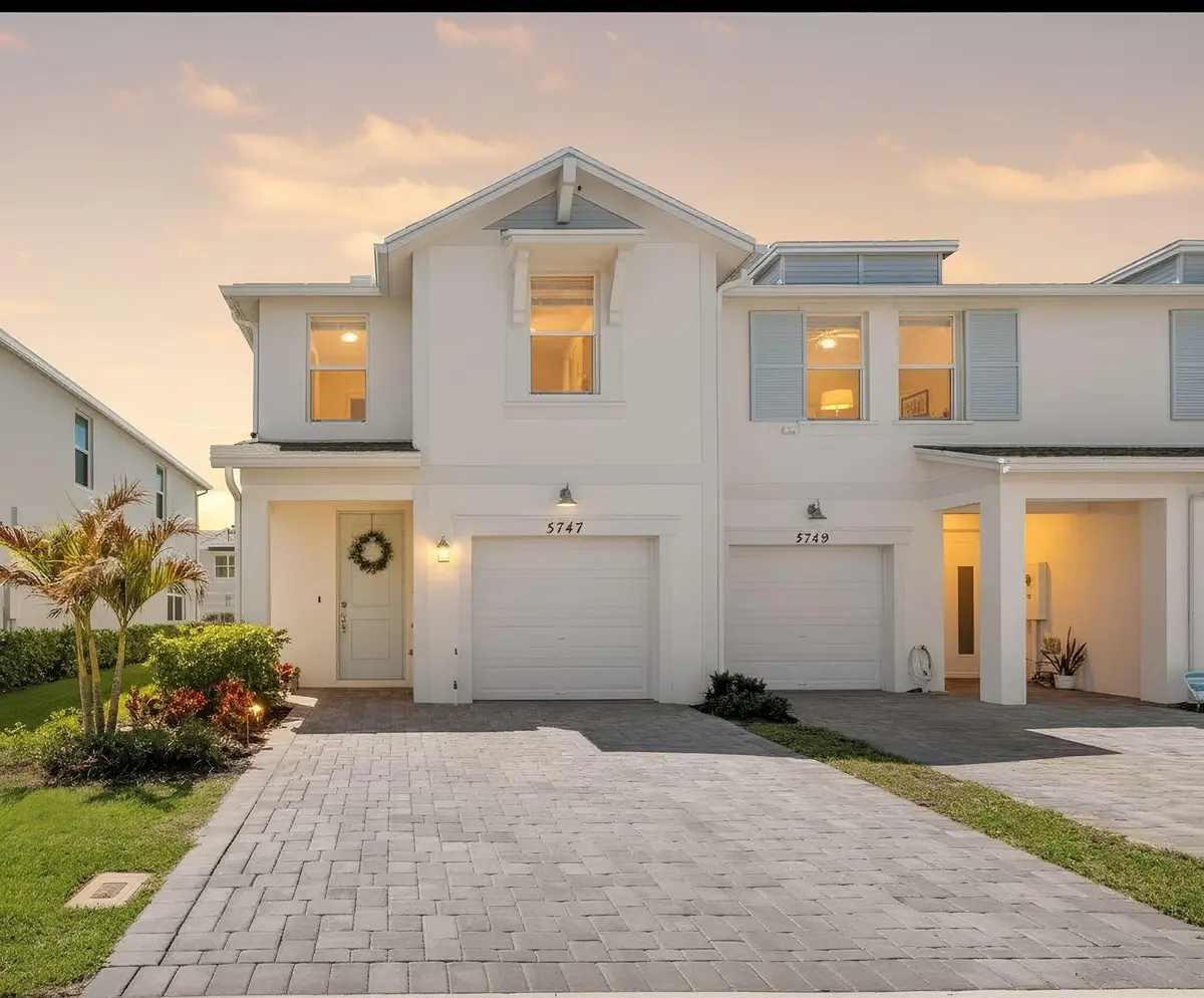 Front of the Home at 5747 SE Edgewater Circle, Stuart