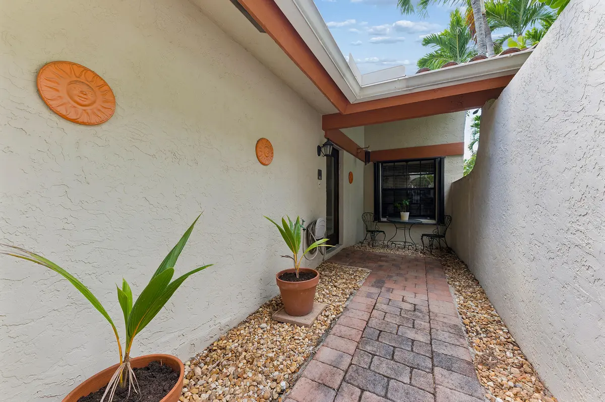 2100 NW 16th Street, Delray Beach, FL – photo 3