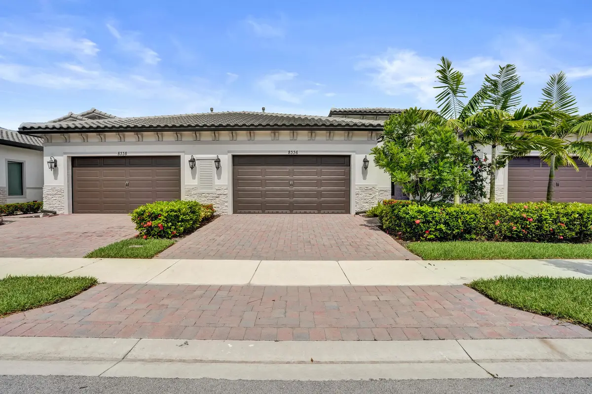 DSC04636 at 8336 W Blue Spring Drive, Parkland