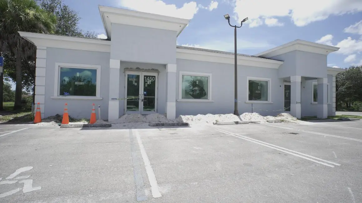 royal 1 at 1450 Royal Palm Beach Boulevard A, Royal Palm Beach