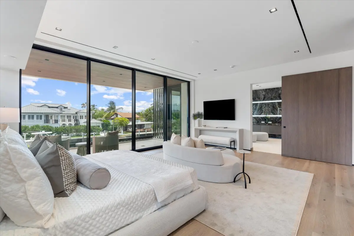 19-1721 SE 11th Street Ft. Lauderdale, F at 1721 SE 11th Street, Fort Lauderdale