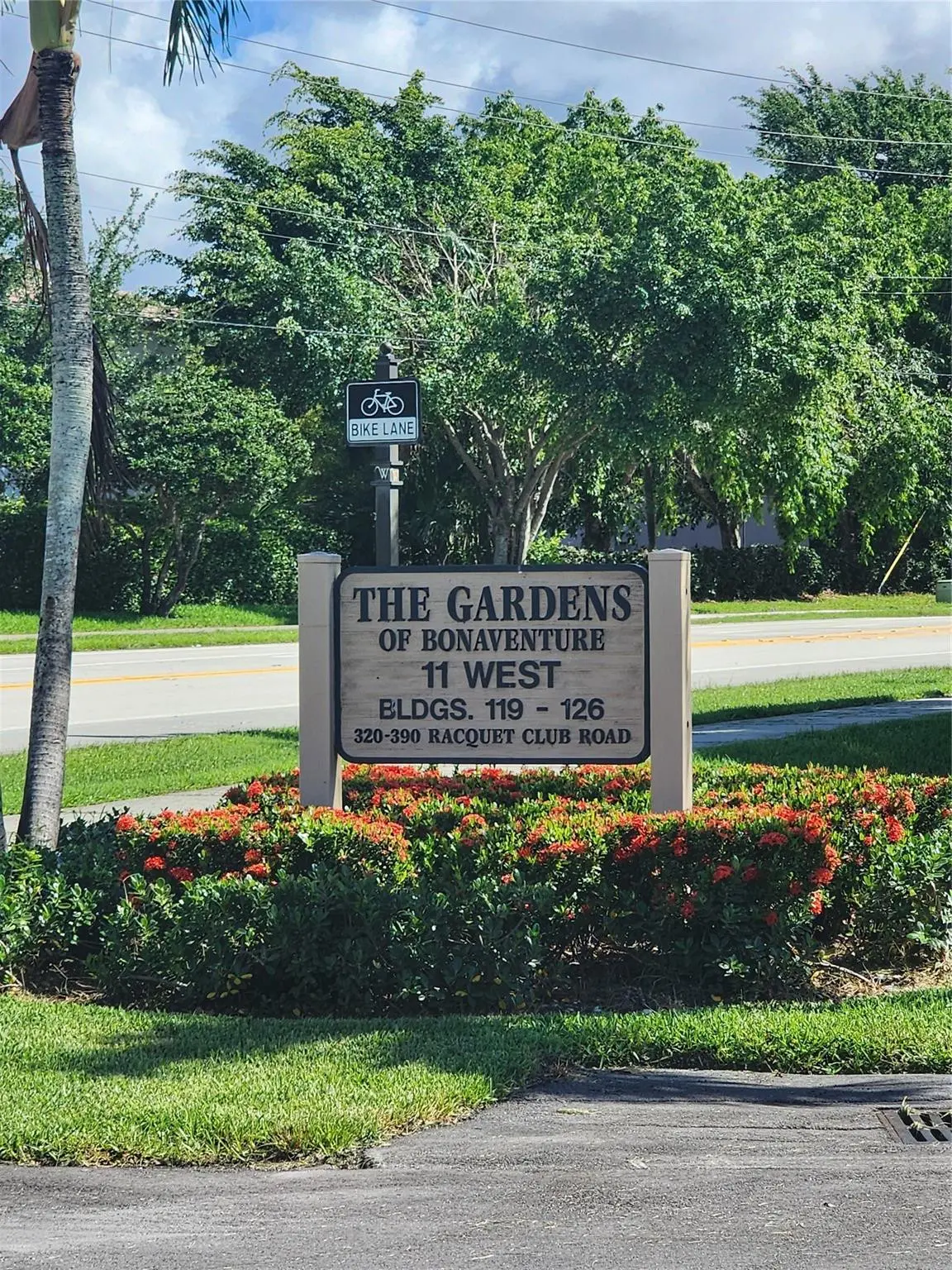 Photo 2 at 390 Racquet Club Road 204, Weston