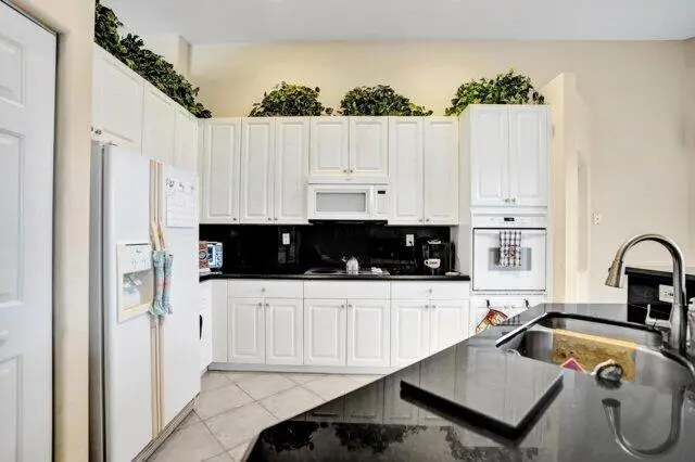 zBzTnmQ9z1dg7tbaarqH@83ee60e4d7 at 15334 Fiorenza Circle, Delray Beach