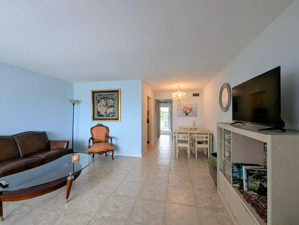5f70fa88-ea79-484c-acfa-8ce461e7417a~1 at 131 Doolen Court 303, North Palm Beach
