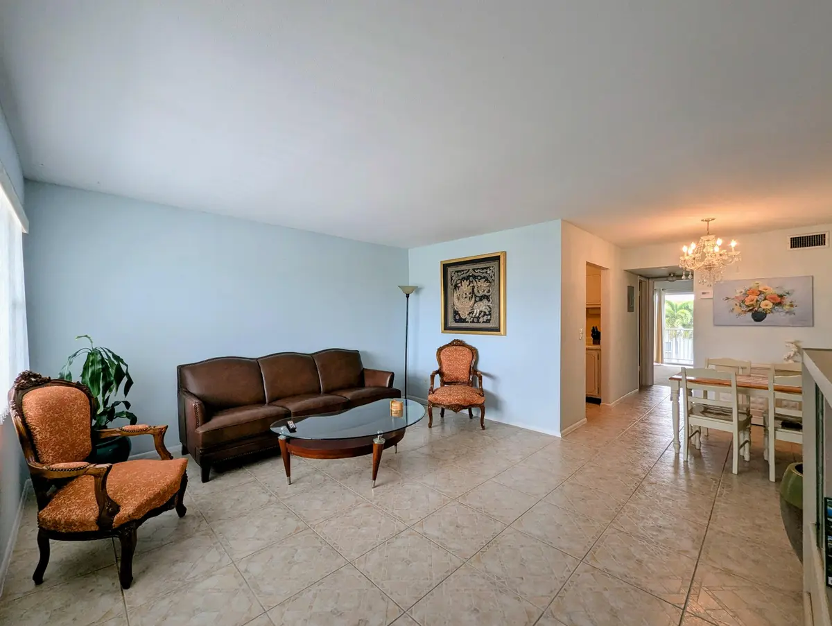 454dcfbe-5550-4450-b302-34ca58c265a1~1 at 131 Doolen Court 303, North Palm Beach