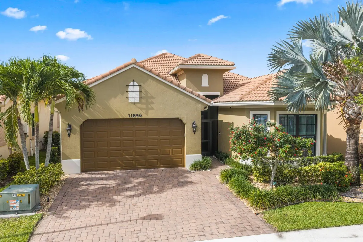 11856 Leon Circle West - 2.jpg-SMALL at 11856 Leon Circle, Parkland