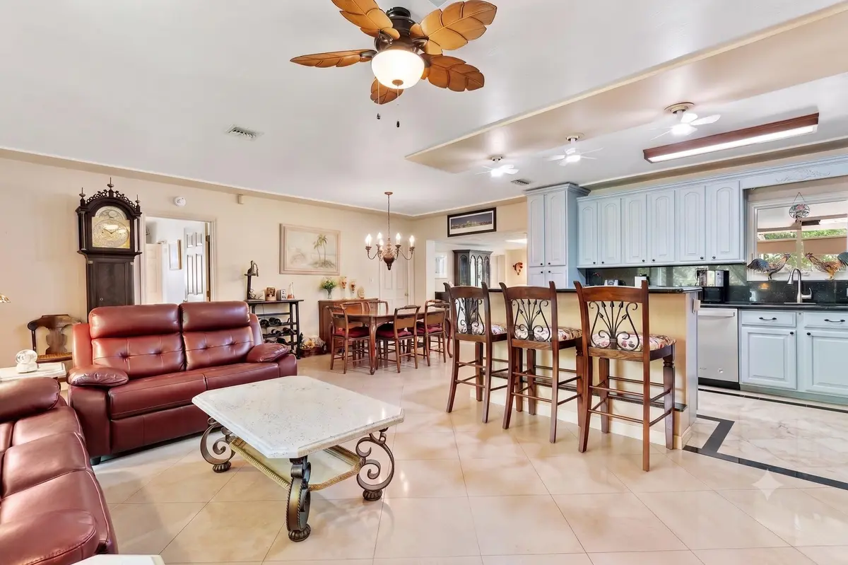 living dining at 660 Azalea Court, Plantation