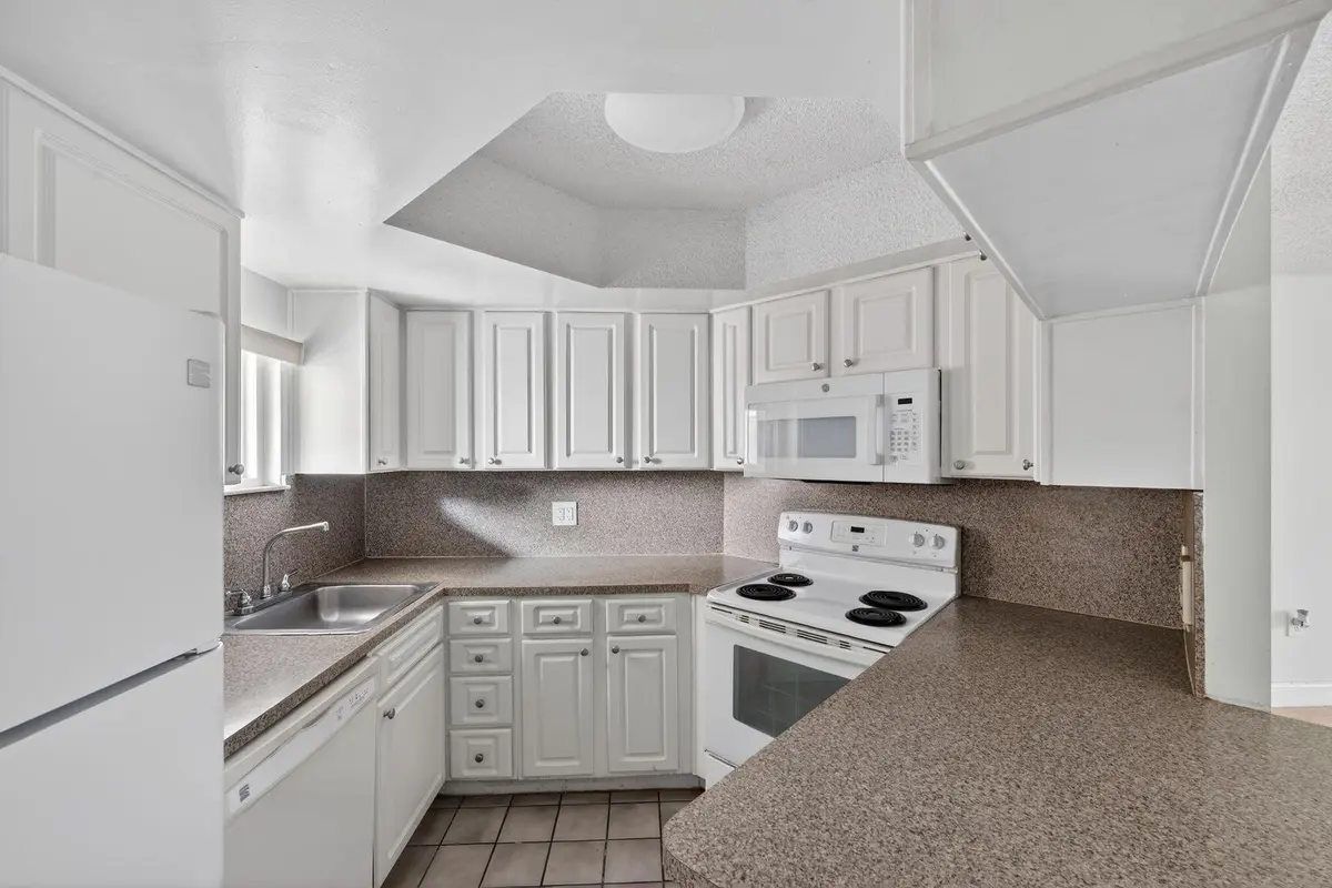 0004--0004 at 8373 Lake Drive Apt 307, Doral