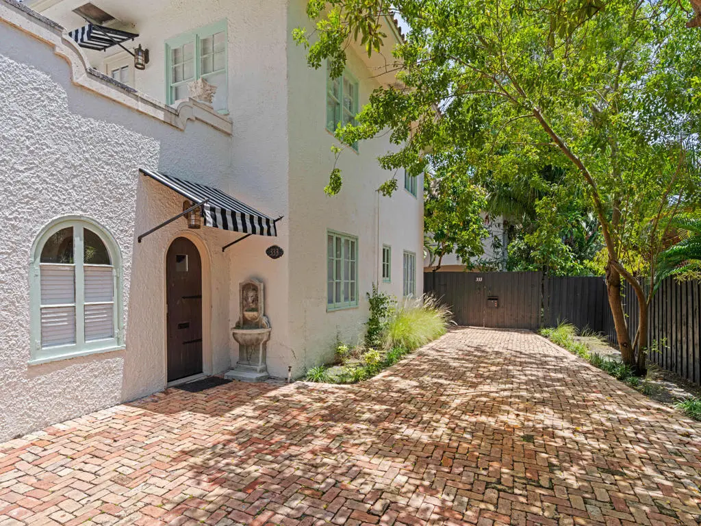 DSC07089.jpg-FULL at 333 Marlborough Road, West Palm Beach