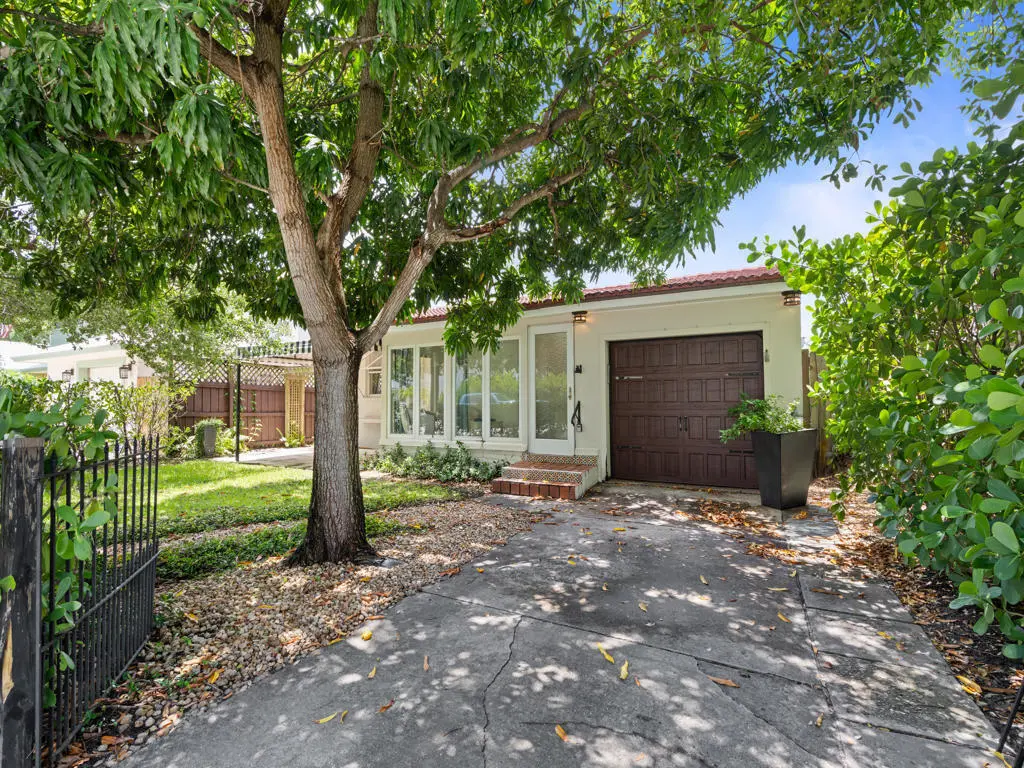 DSC07324-Edit.jpg-FULL at 1615 N Lakeside Drive, Lake Worth Beach