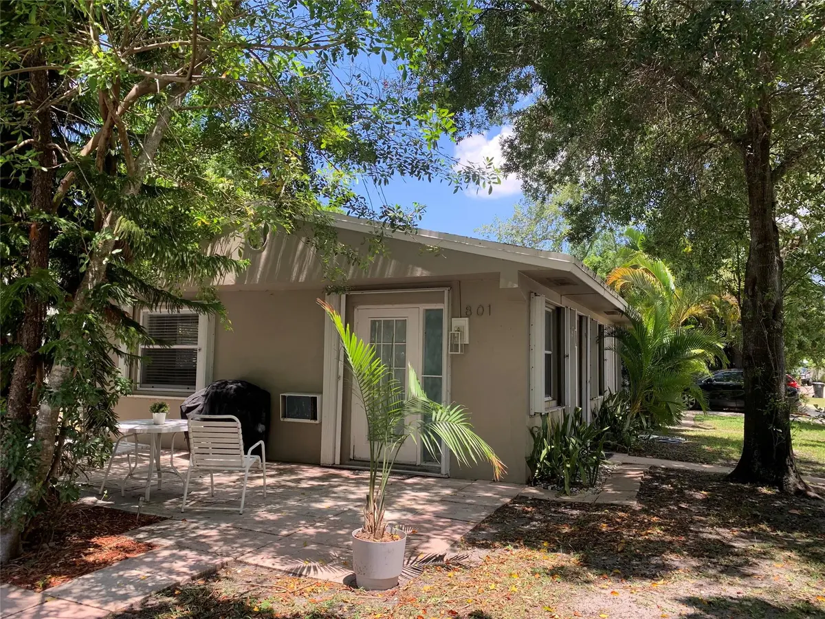 Photo 4 at 801 SW 10th Street 1-2, Fort Lauderdale