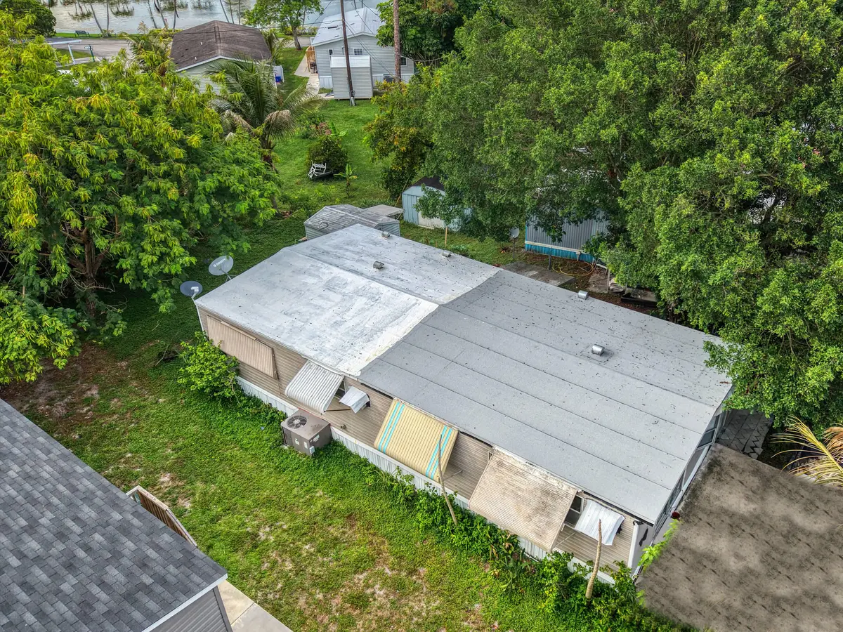 1 Exteriors (3) at 32 Lisa Lane, Greenacres