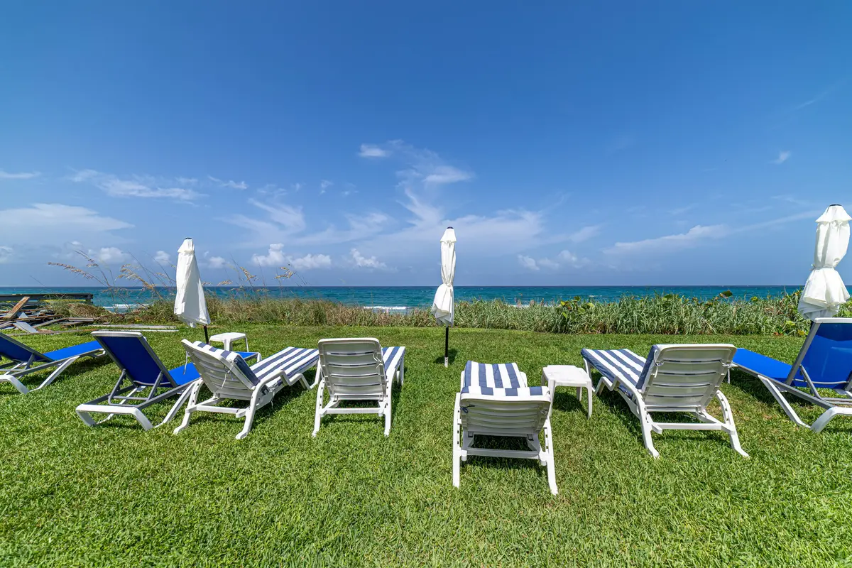 Beach View at 3250 S Ocean Boulevard 507n, Palm Beach