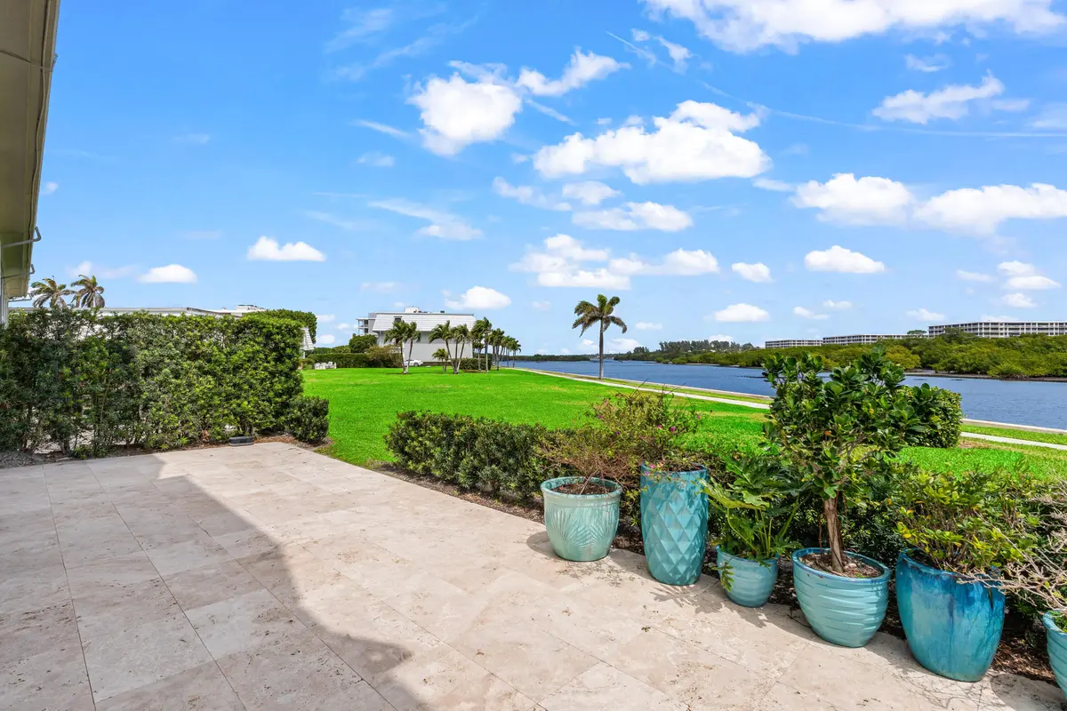 rear patio at 2185 Ibis Isle Road 1, Palm Beach