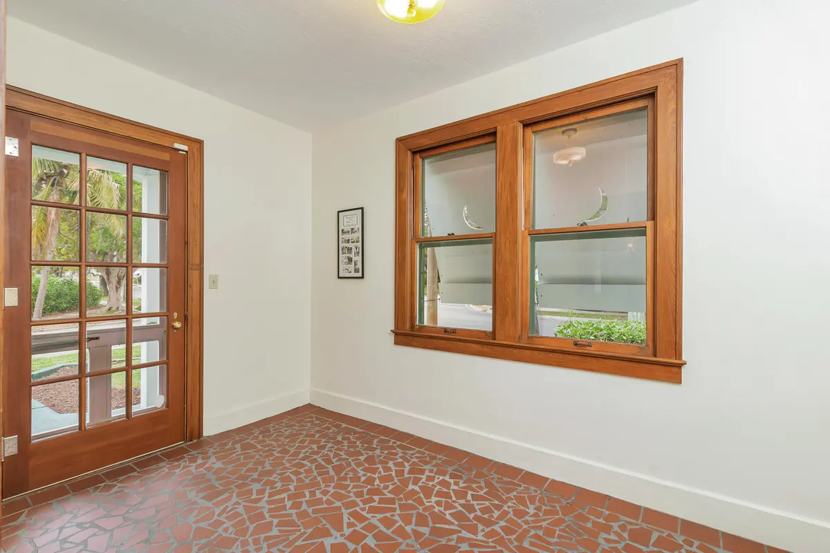 Foyer at 800 Kanuga Drive, West Palm Beach