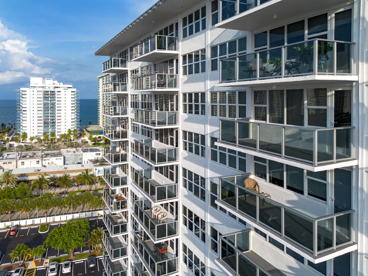 drone-05253333 ne 34 Coral Ridge Tower at 3333 NE 34th Street 1507, Fort Lauderdale