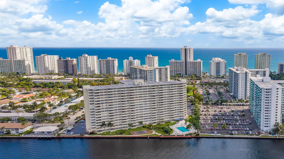 DJI_20251202103253_0402_D-Edit at 3200 NE 36th Street 709, Fort Lauderdale