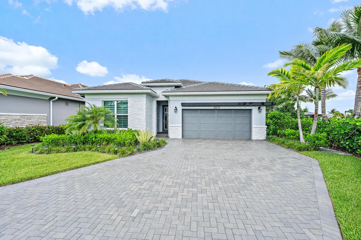 Front Exterior at 10075 Driftwood Way, Palm Beach Gardens