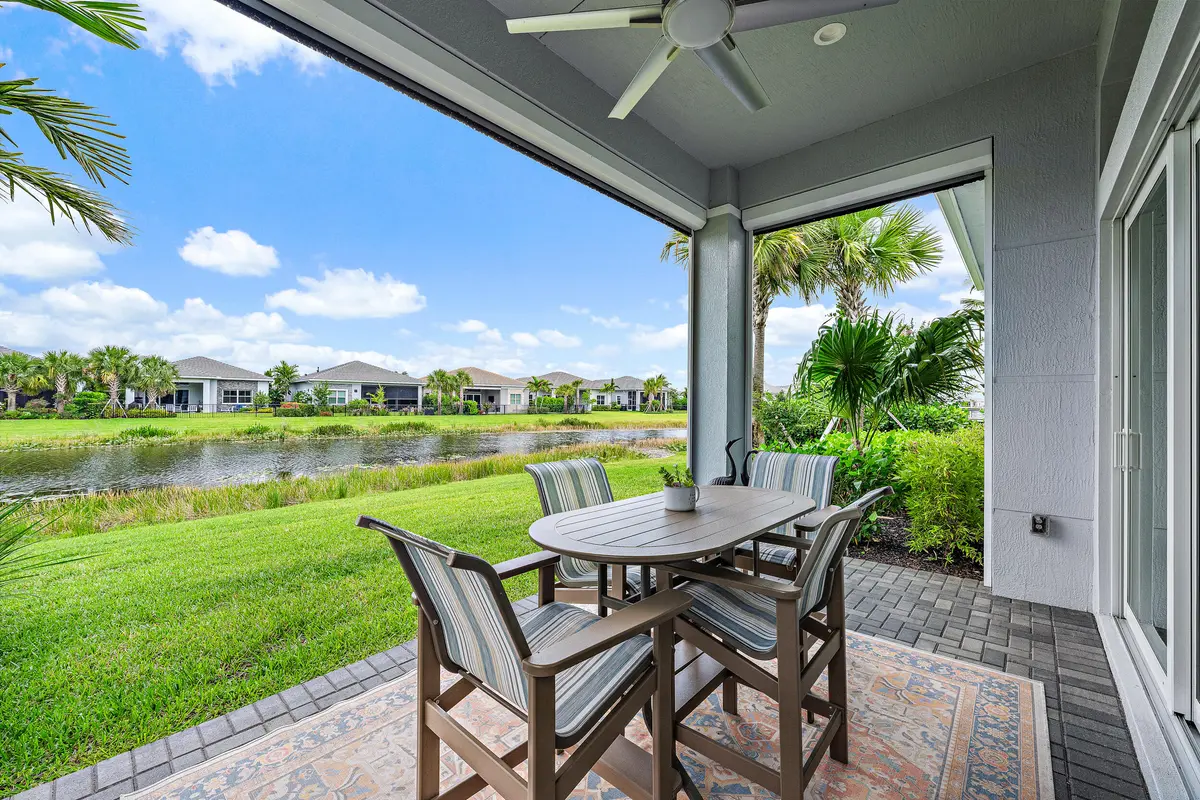 Patio at 10075 Driftwood Way, Palm Beach Gardens